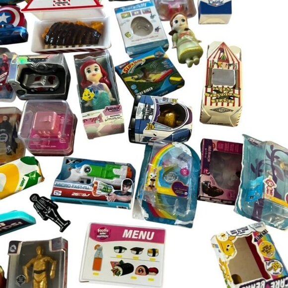 Mini Brands Large Lot Mixed Pieces - Picture 2 of 13